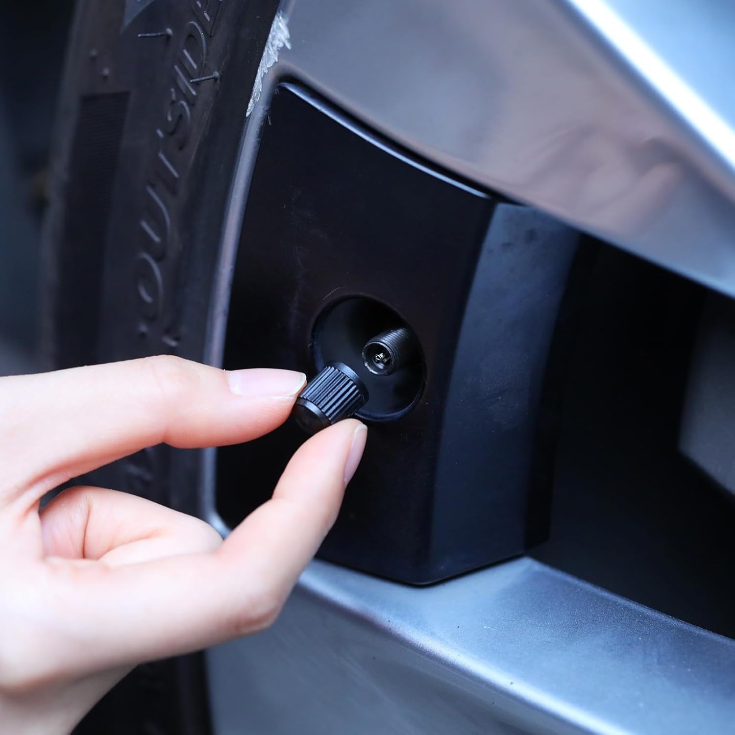 20 Pcs Tire Valve Stem Caps Car Tire Caps Plastic Universal Valve Stem Covers for Bike Bicycle Cars SUV Trucks Motorcycles (Black)